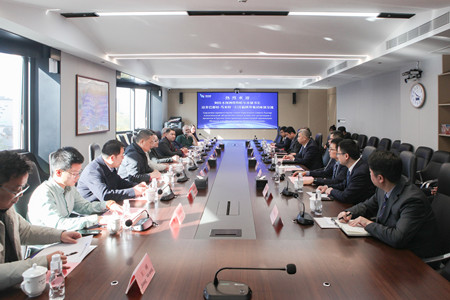 哈薩克斯坦阿拉木圖州塔勒哈爾市與陜外集團座談交流